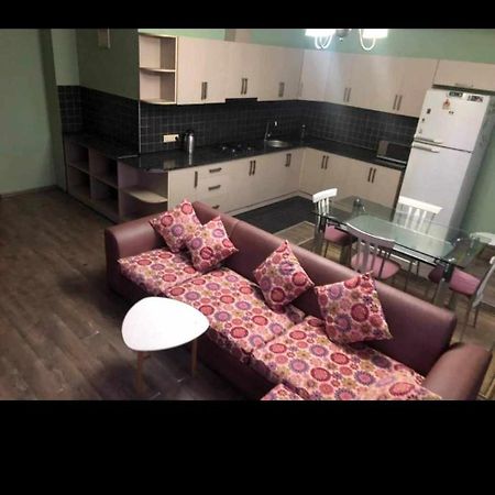 Апартаменты Apt On Gorgasali 94 Батуми Экстерьер фото