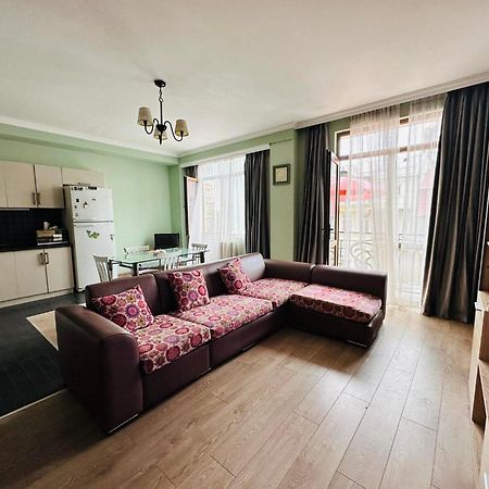 Апартаменты Apt On Gorgasali 94 Батуми Экстерьер фото