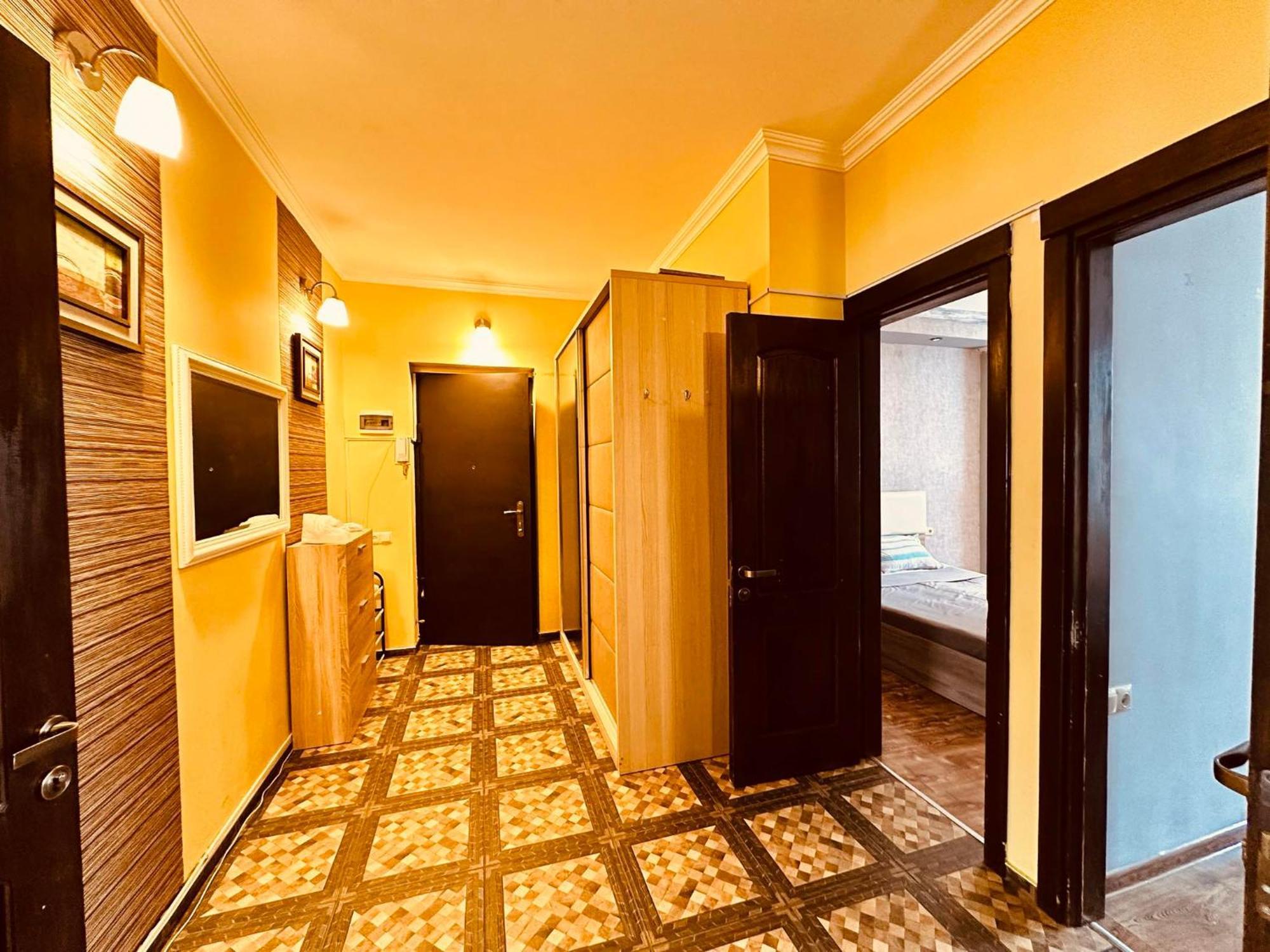 Апартаменты Apt On Gorgasali 94 Батуми Экстерьер фото